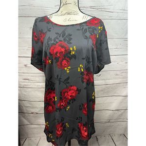 Torrid size 2 black with red flowers blouse - 2553